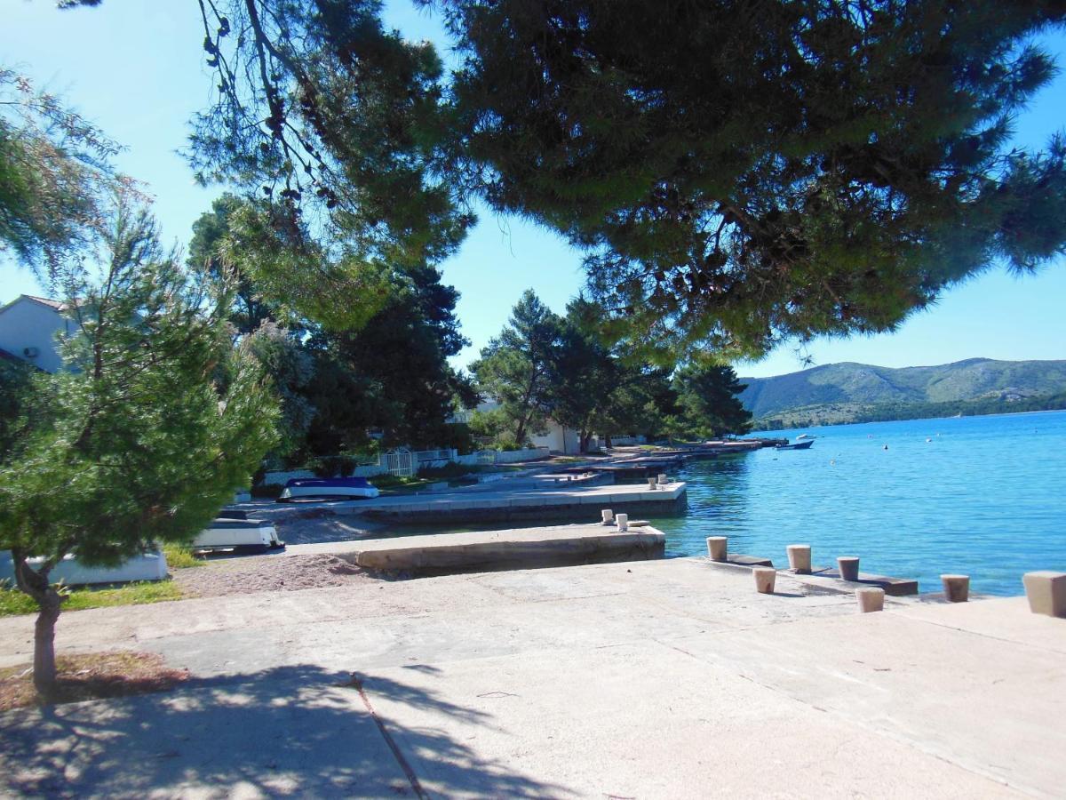 Holiday Home Oleander Žaborić Eksteriør billede